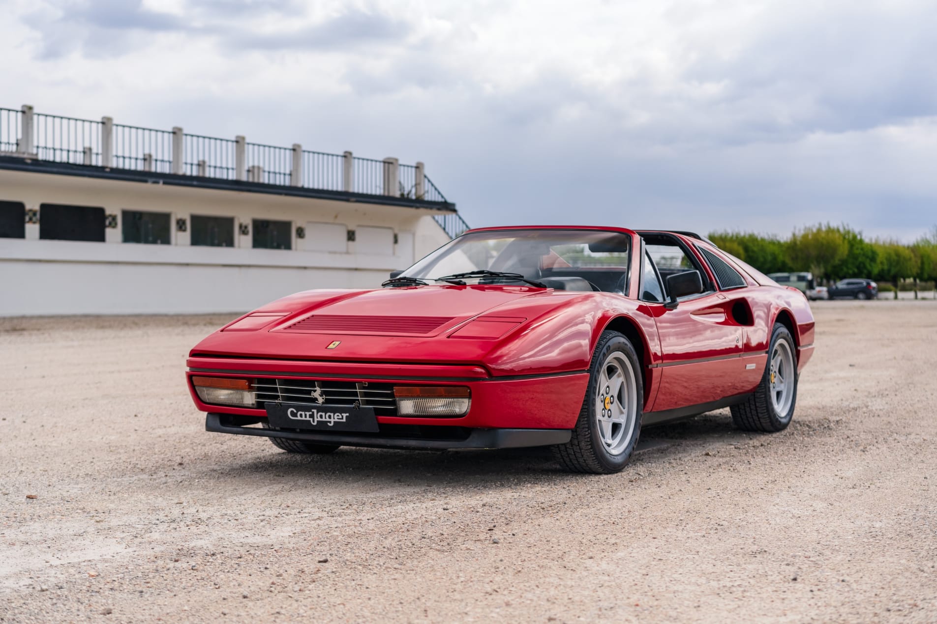 Photo FERRARI 328 gts 1985