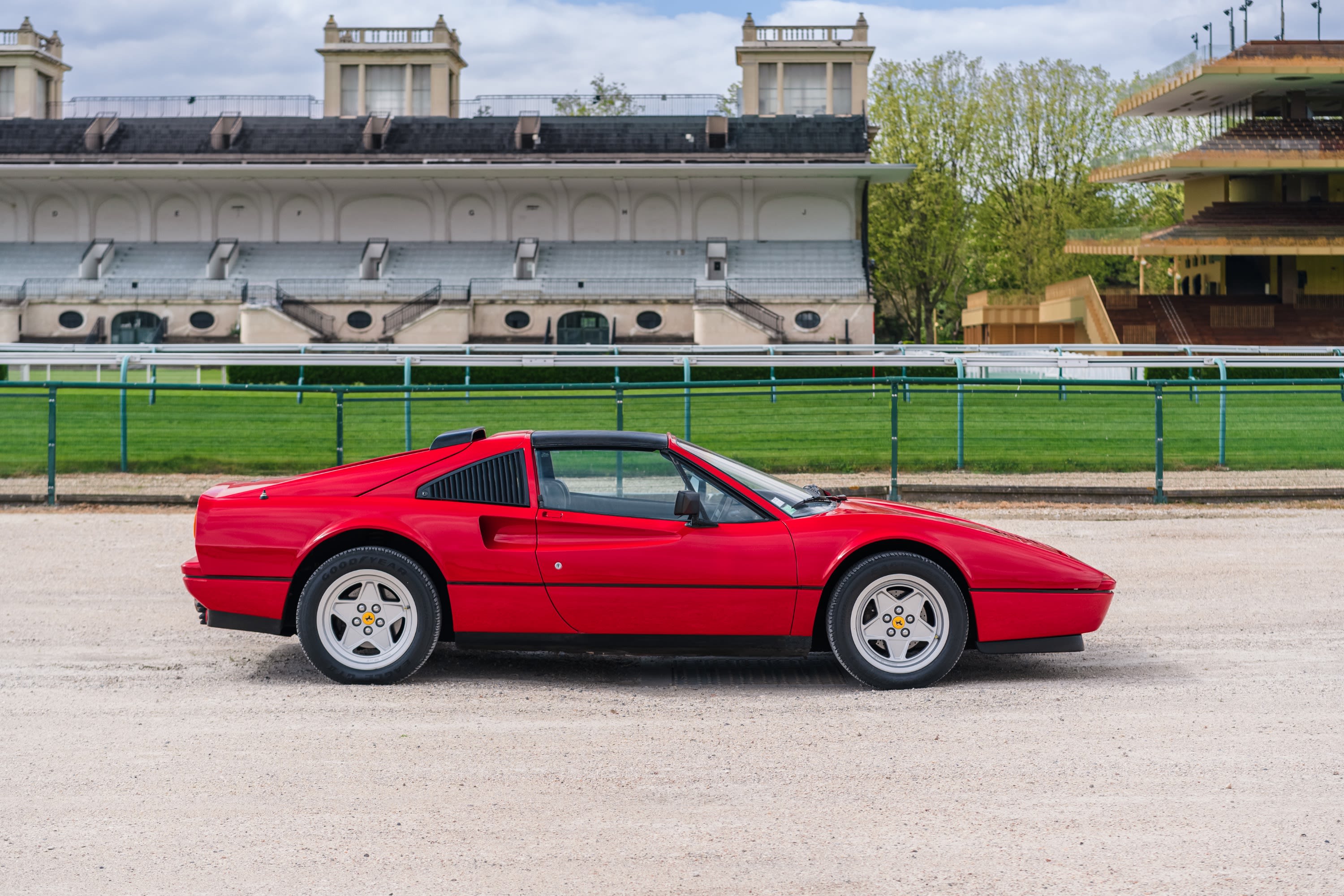 FERRARI 328 Gts 1985 occasion vidéo (1)