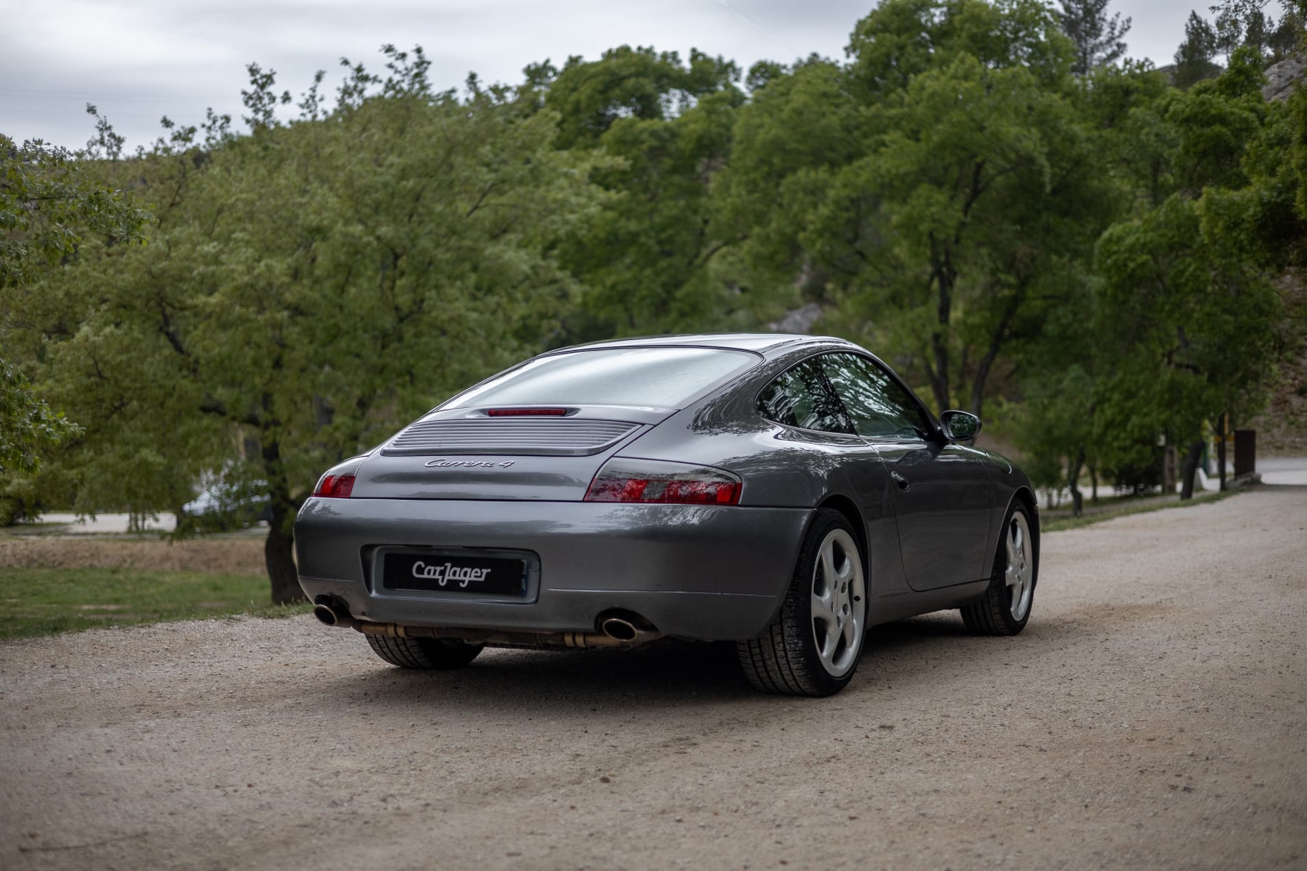 PORSCHE 911 996 Carrera 4 2001