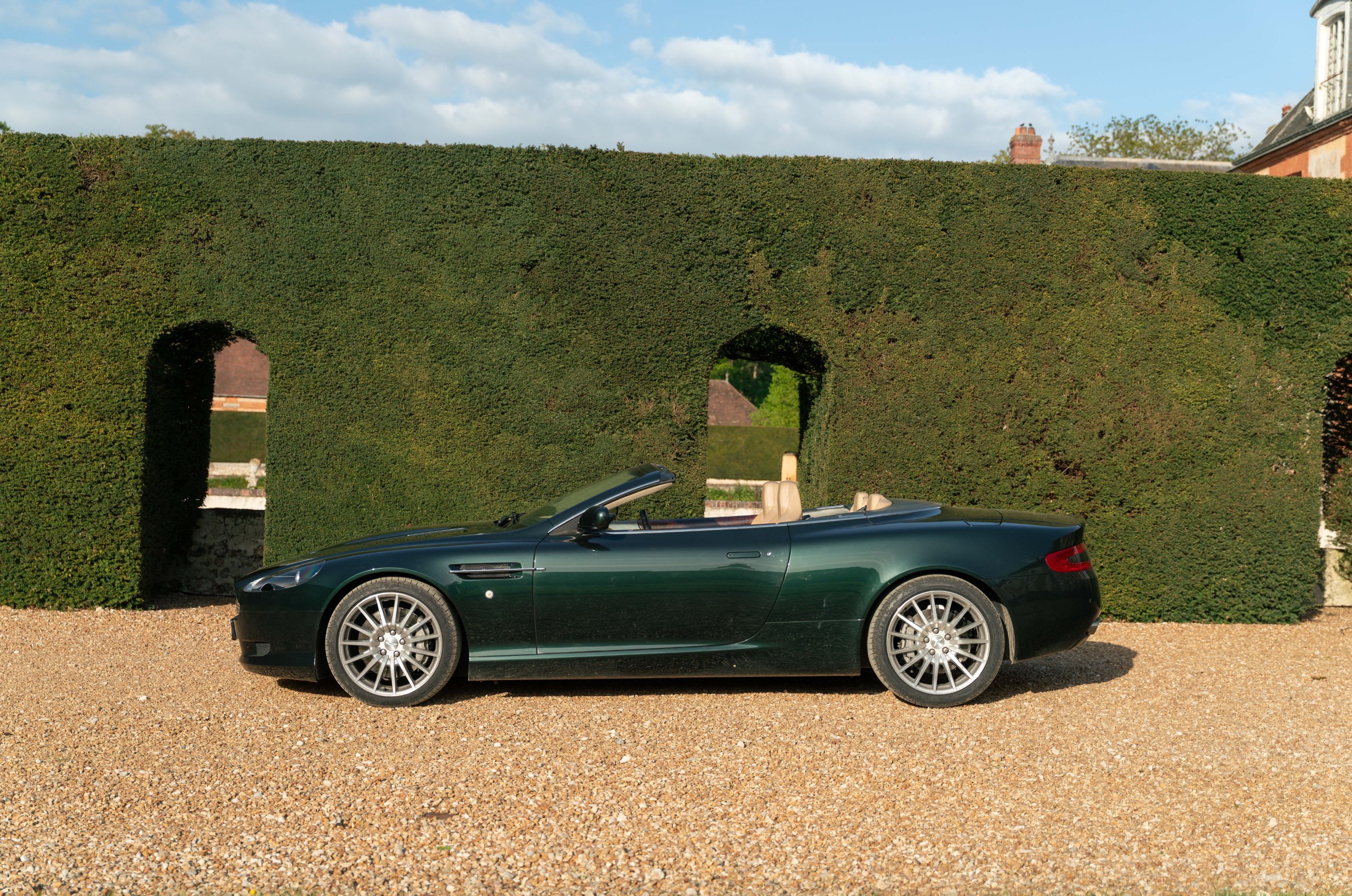 ASTON MARTIN Db9 Volante 2005 occasion extérieur (2)