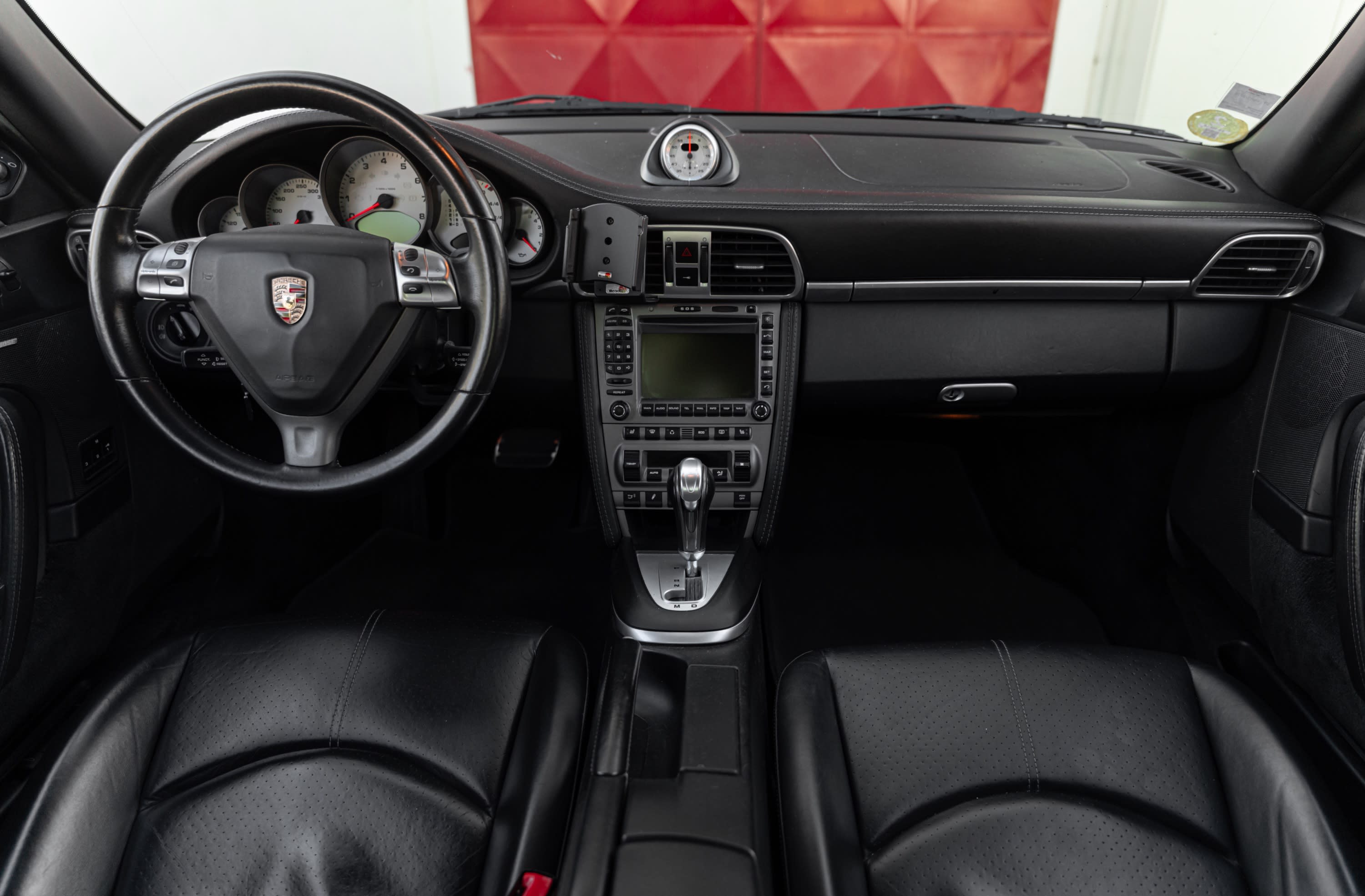 PORSCHE 911 997.1 Carrera S 2005 occasion intérieur (1)