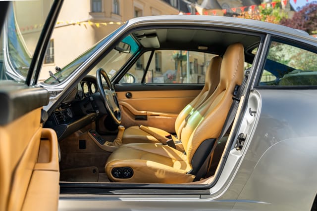 Porsche 911 993 Carrera 4s