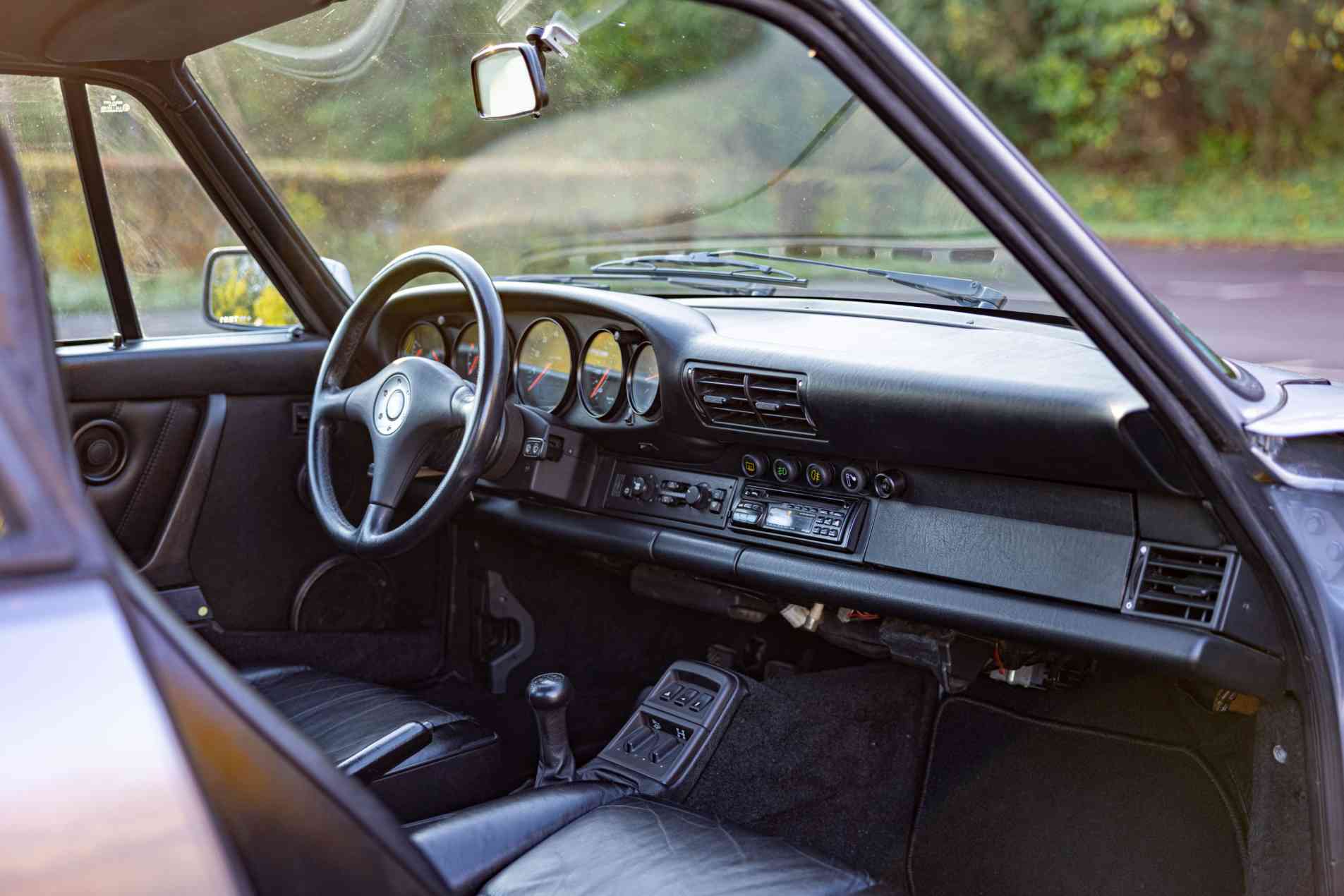 PORSCHE 911 964 carrera 4 1990