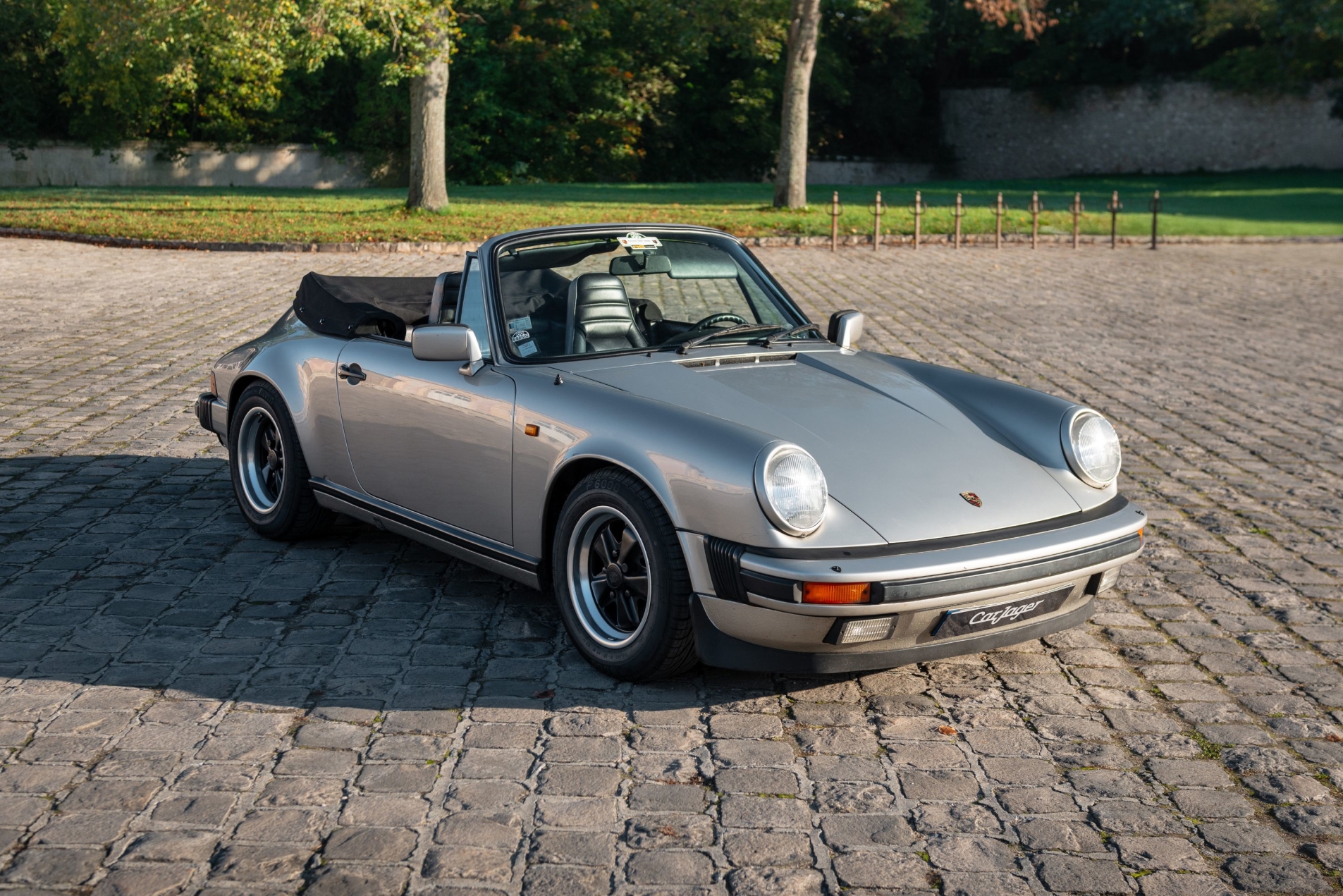 Photo PORSCHE 911 série g 3.2 carrera cabriolet 1984