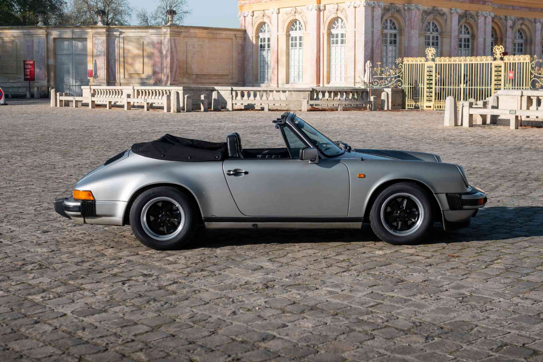 PORSCHE 911 série g 3.2 carrera cabriolet 1984