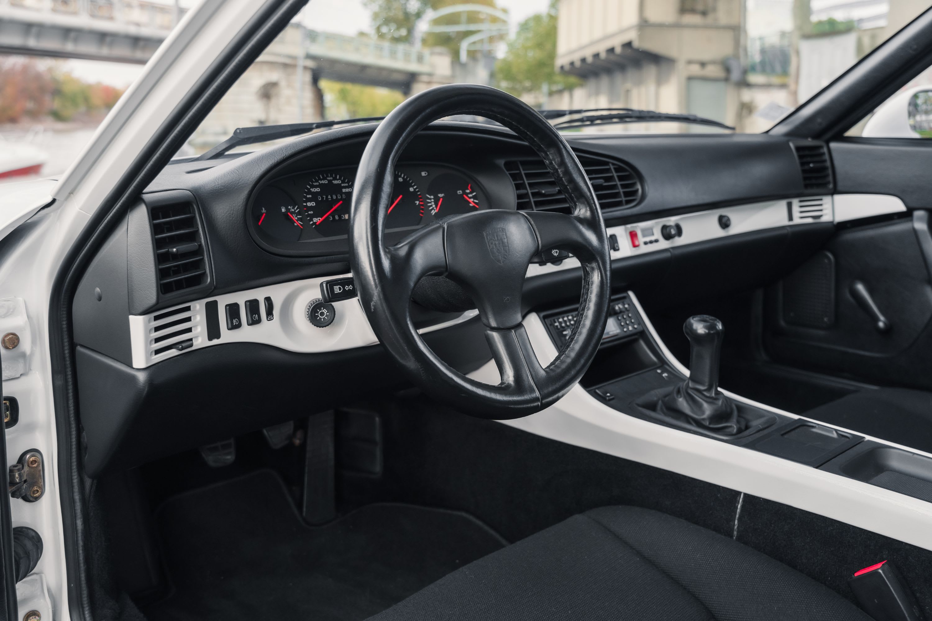 PORSCHE 968 Cs 1993 occasion intérieur (1)