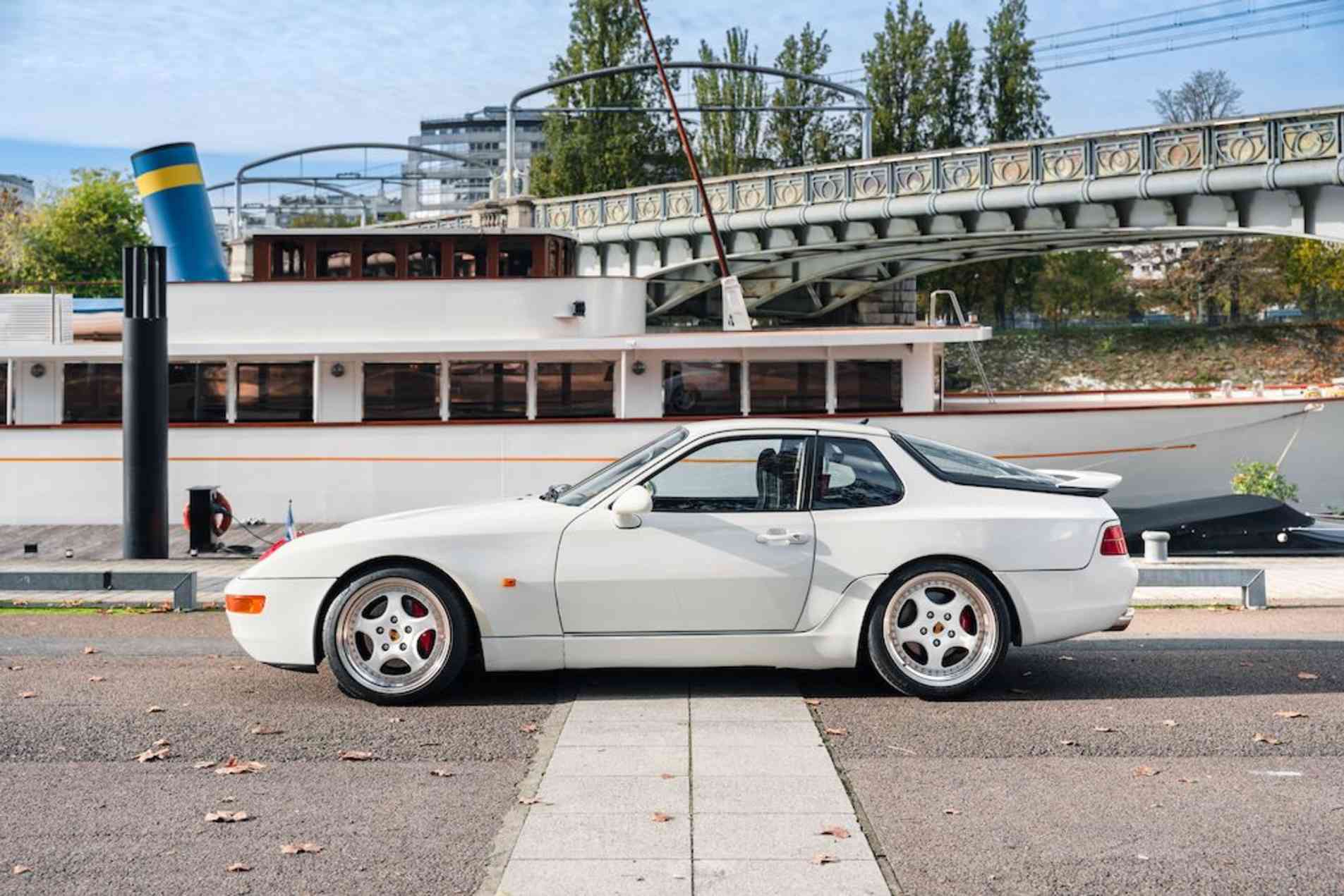 PORSCHE 968 1993