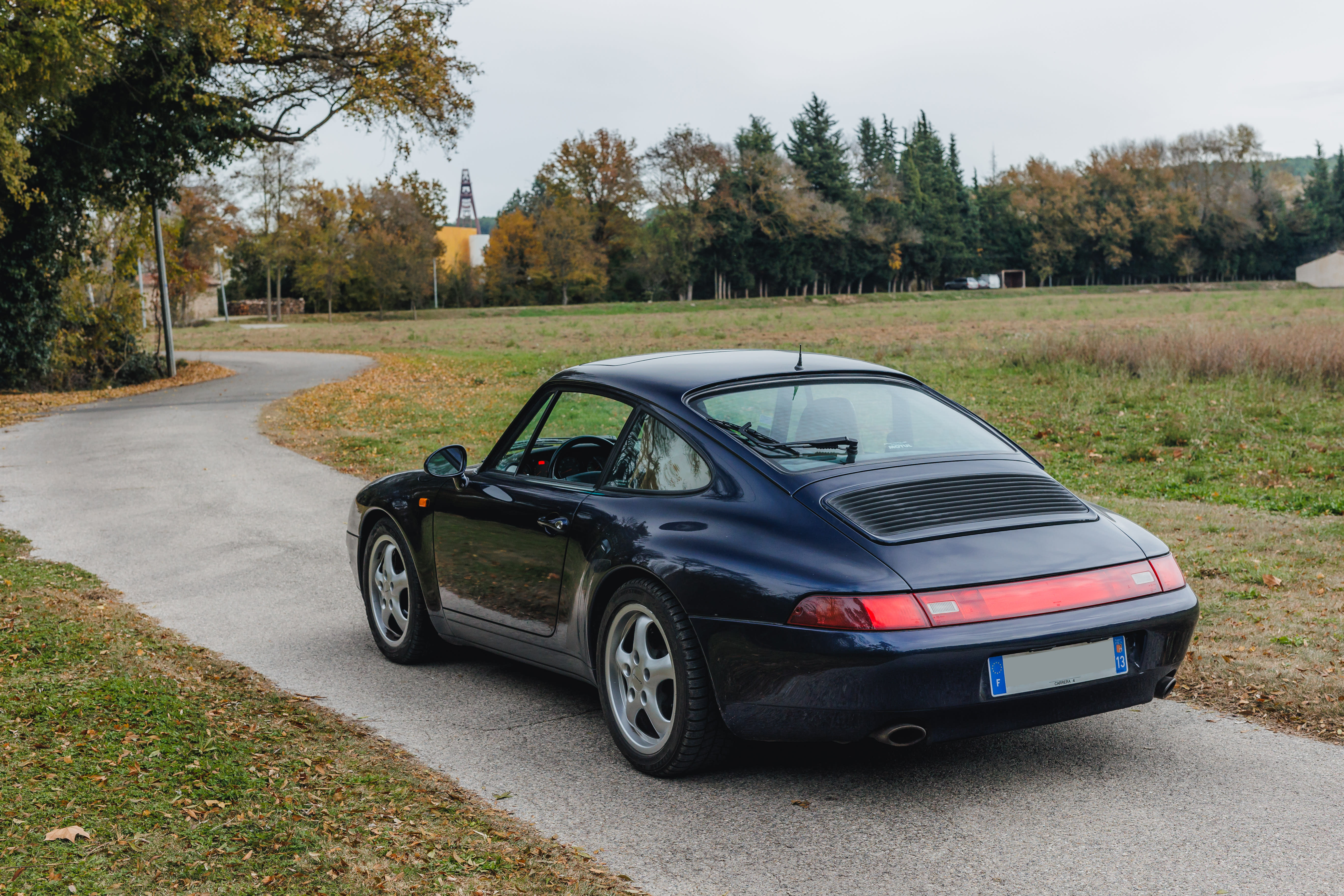 PORSCHE 911 993 Carrera 4  1995 occasion extérieur (2)