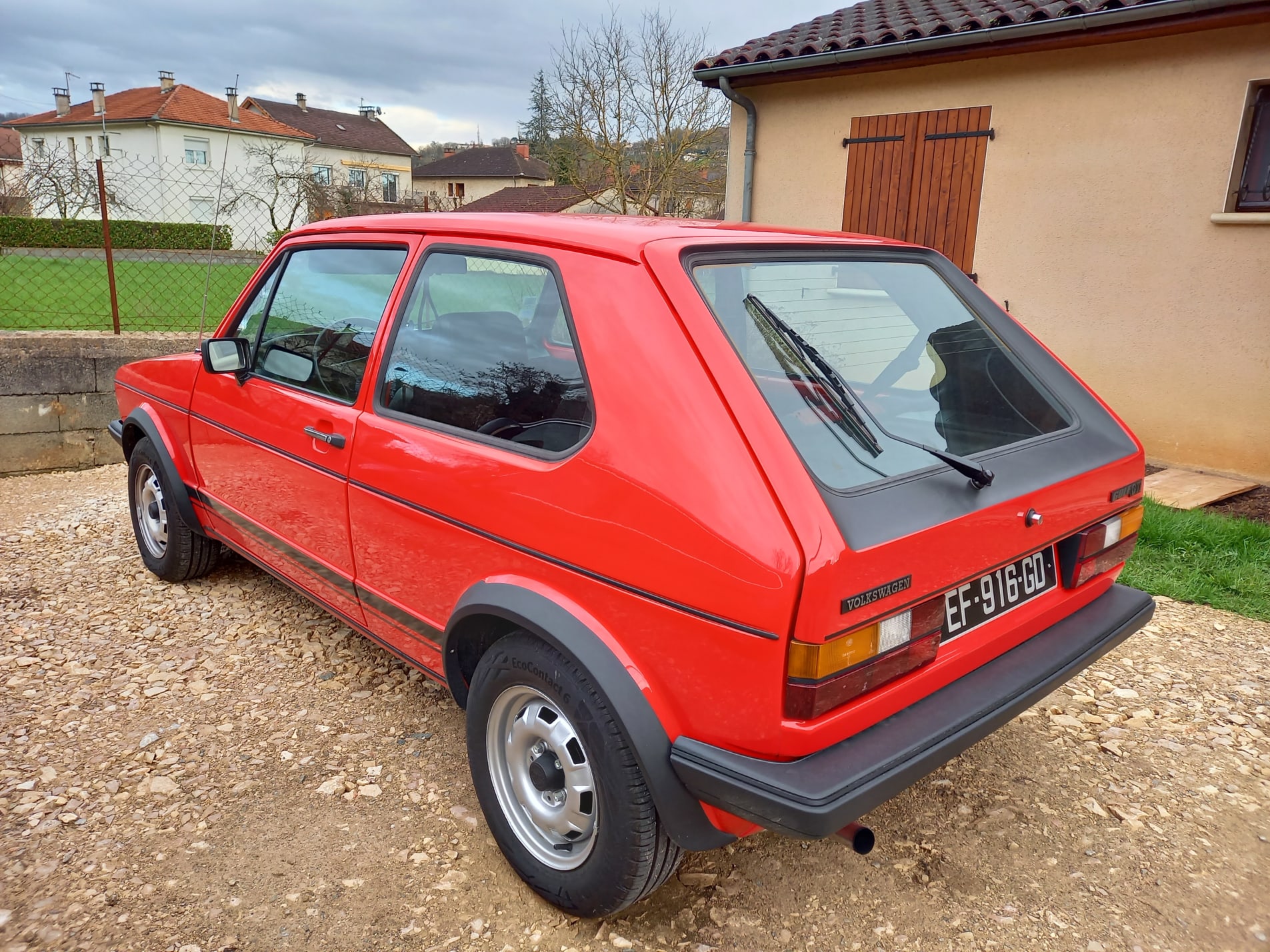 VOLKSWAGEN Golf i gti 1981