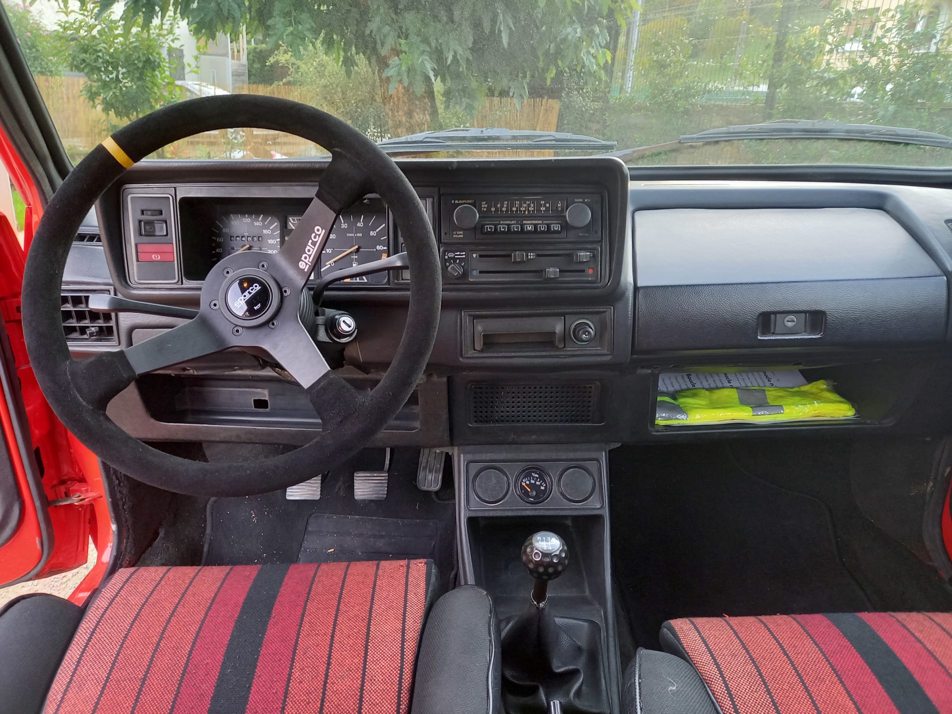 VOLKSWAGEN Golf i gti 1981