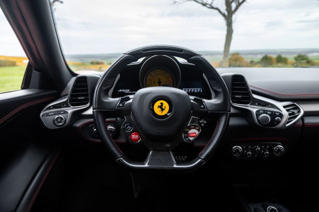 FERRARI 458 Italia 2011 used car