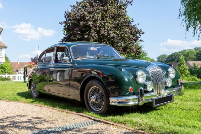 Jaguar Daimler Daimler V8-250 Berline