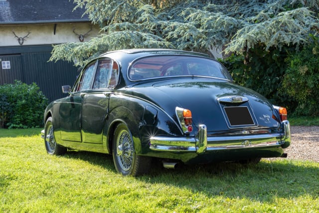 Jaguar Daimler Daimler V8-250 Berline