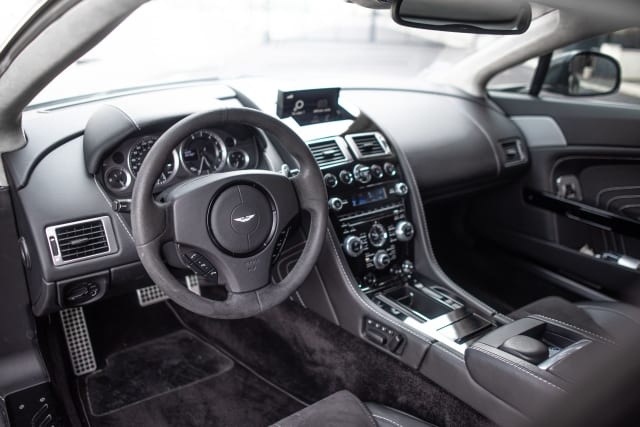 Aston Martin Vantage Sp10