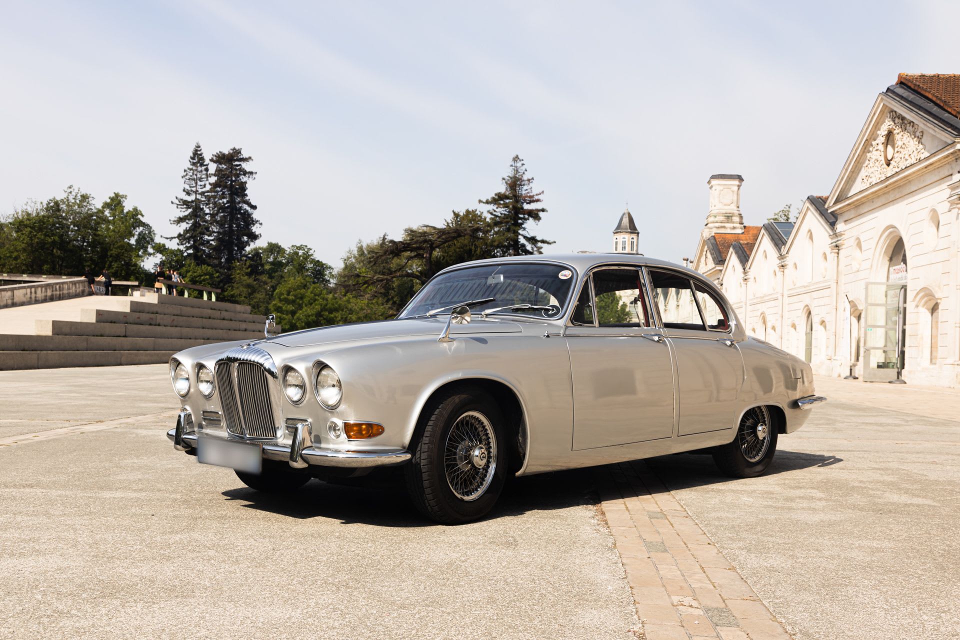 Jaguar Daimler 420