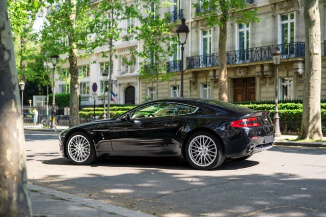 Aston Martin Vantage Vantage V8 4.7 Litres