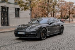 PORSCHE Panamera turbo s hybrid 2017