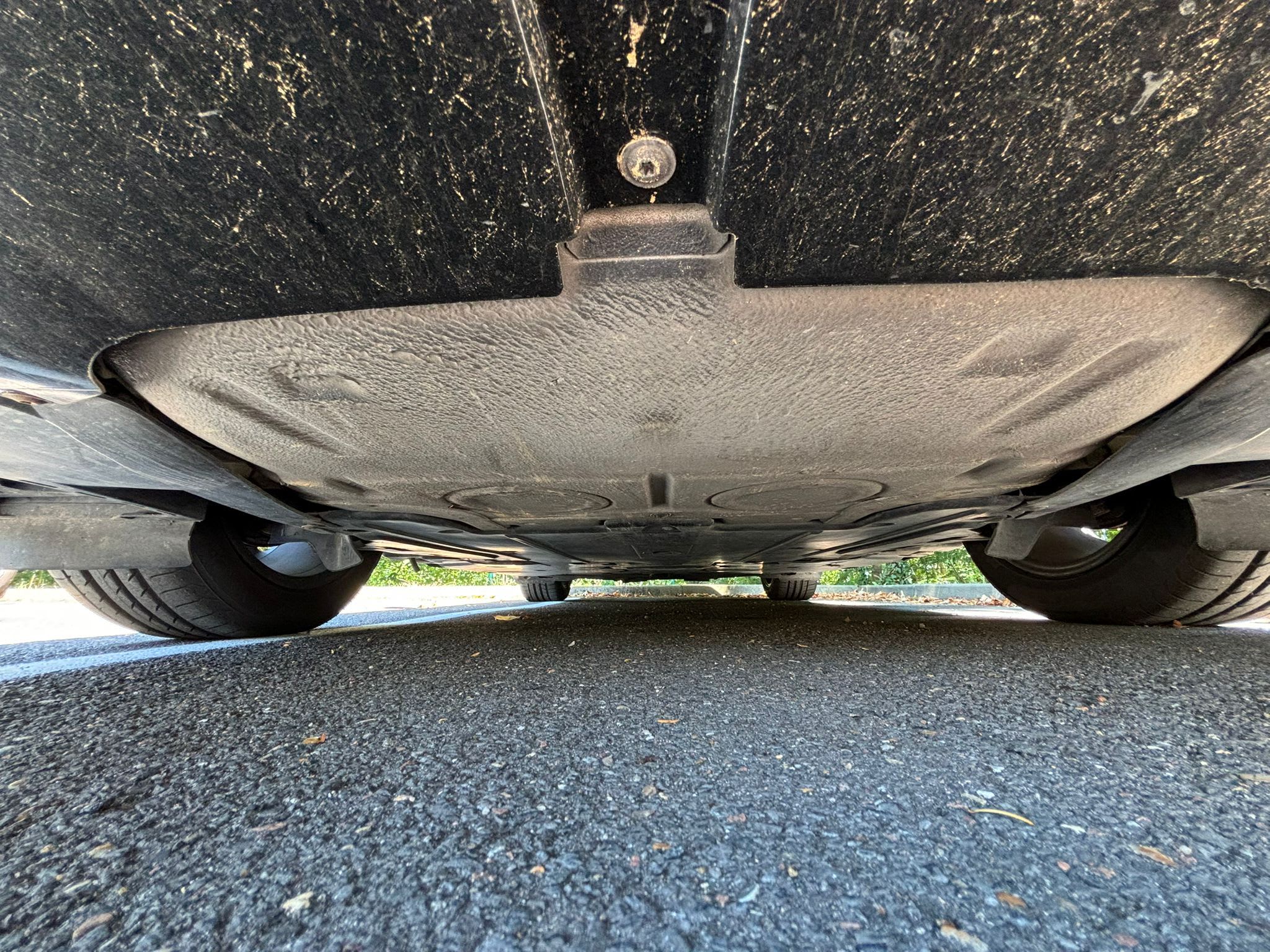 Car Front Photo 3