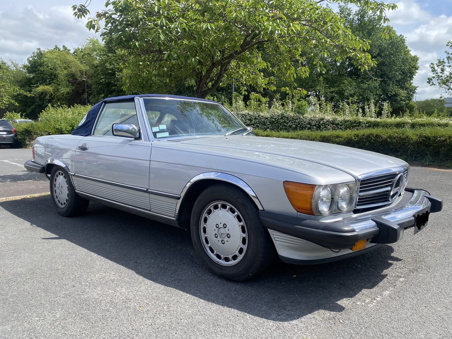 MERCEDES-BENZ Classe SL 560 R107