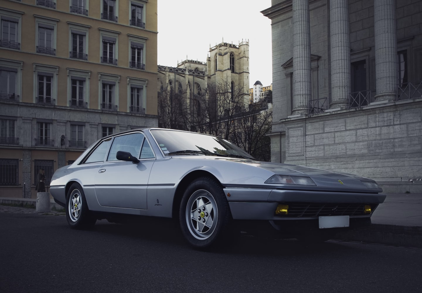 FERRARI 412