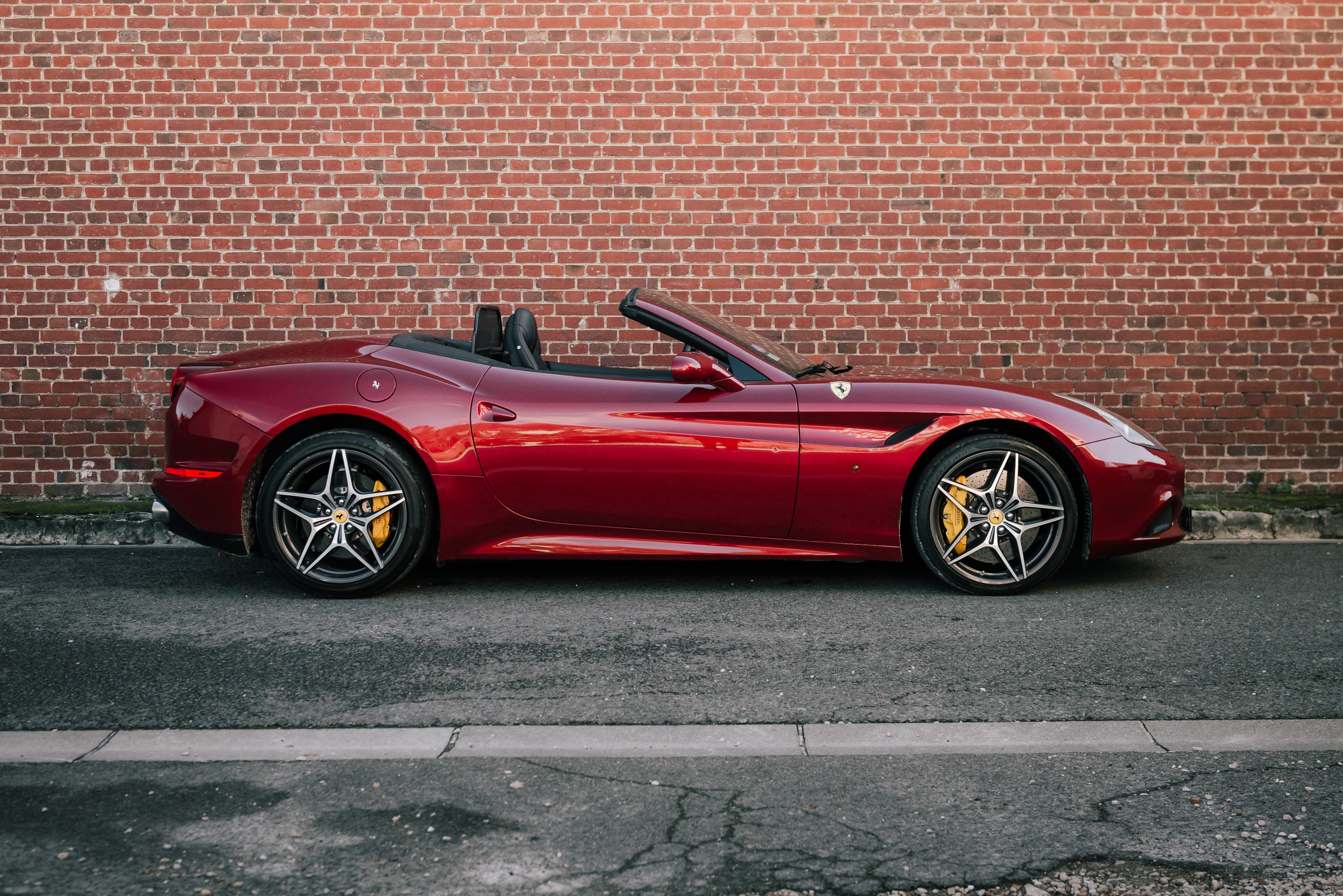 Ferrari California T