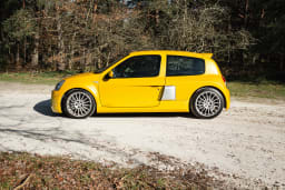 RENAULT Clio v6 phase 2 v6 24s 2005