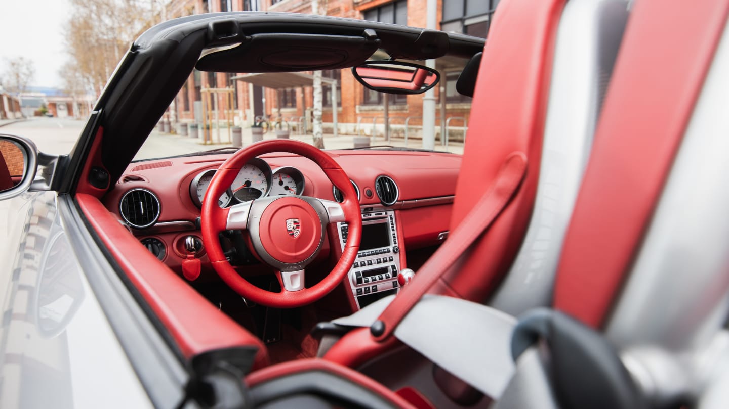 PORSCHE Boxster RS60