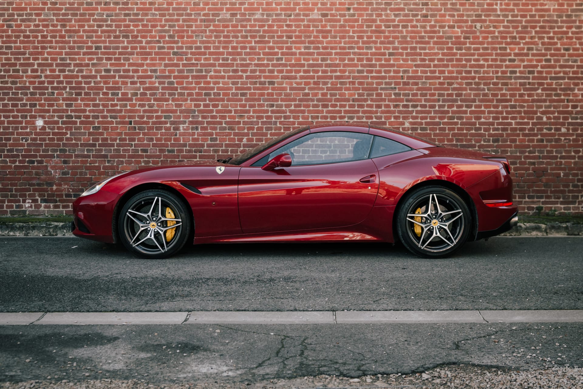 Ferrari California T