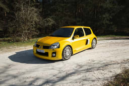 RENAULT Clio v6 phase 2 v6 24s 2005