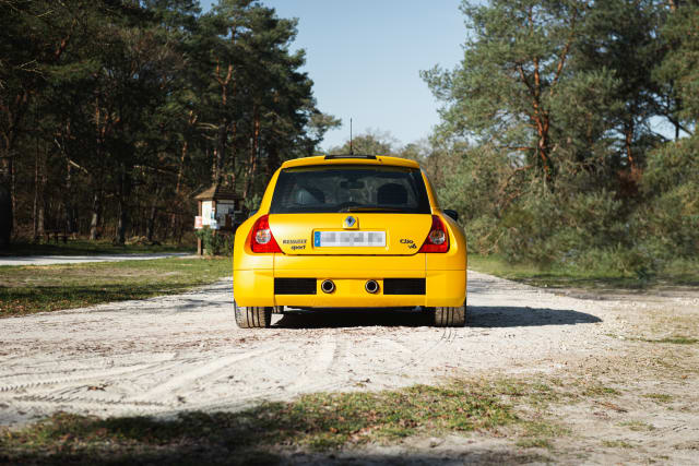 RENAULT Clio V6 V6 24s 2005 occasion