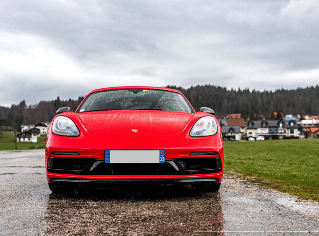 Porsche Cayman 718