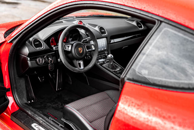 PORSCHE Cayman 718 2019 used