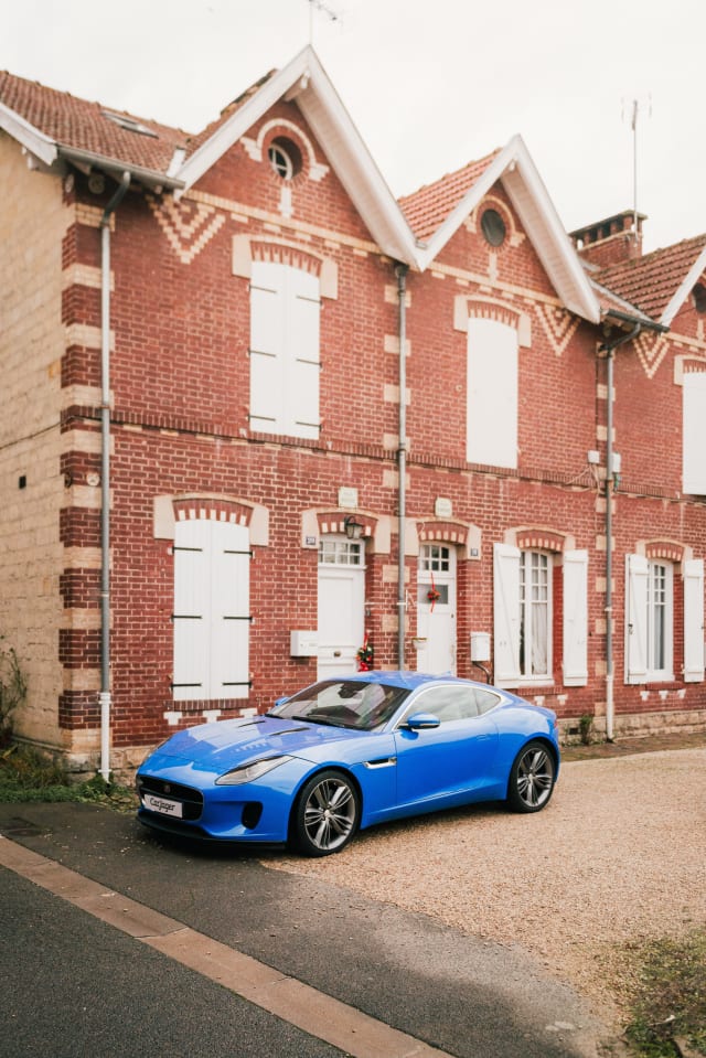 JAGUAR F-type R Dynamic 2018 occasion