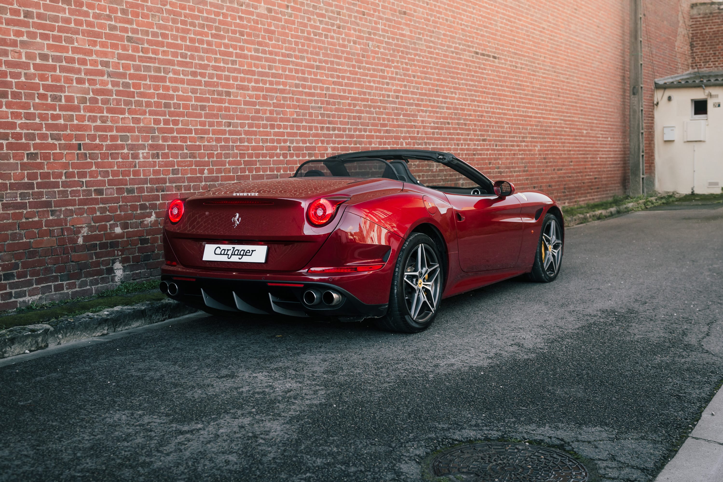 Ferrari California T