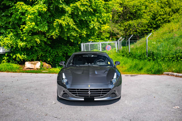 Ferrari California T