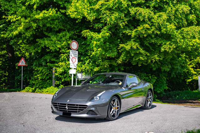 Ferrari California T