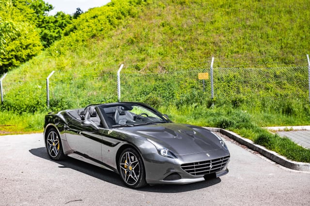 Ferrari California T