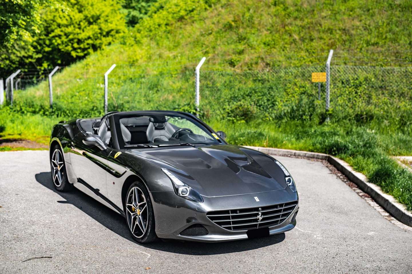 FERRARI California T