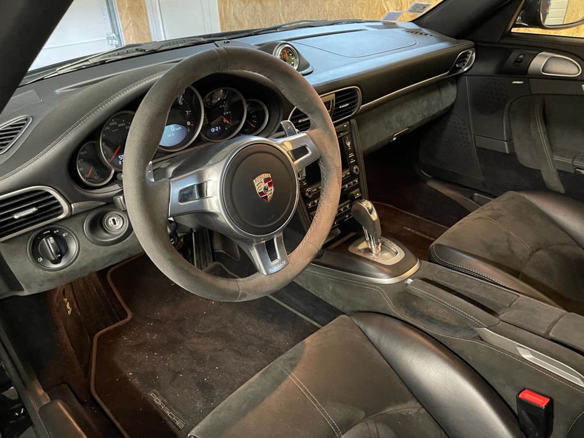 Porsche 911 997.2 Carrera 4 Gts