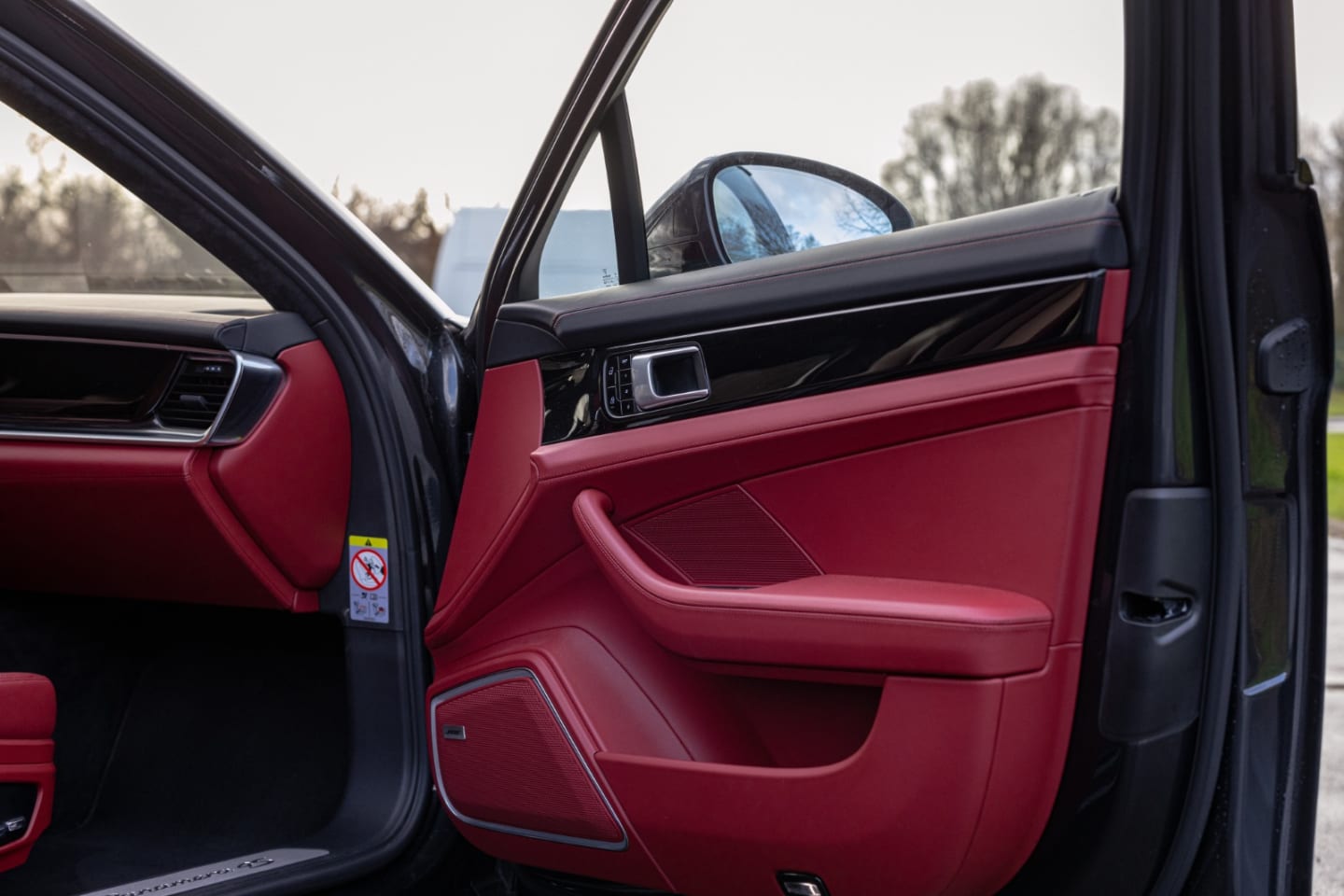 PORSCHE Panamera 4S